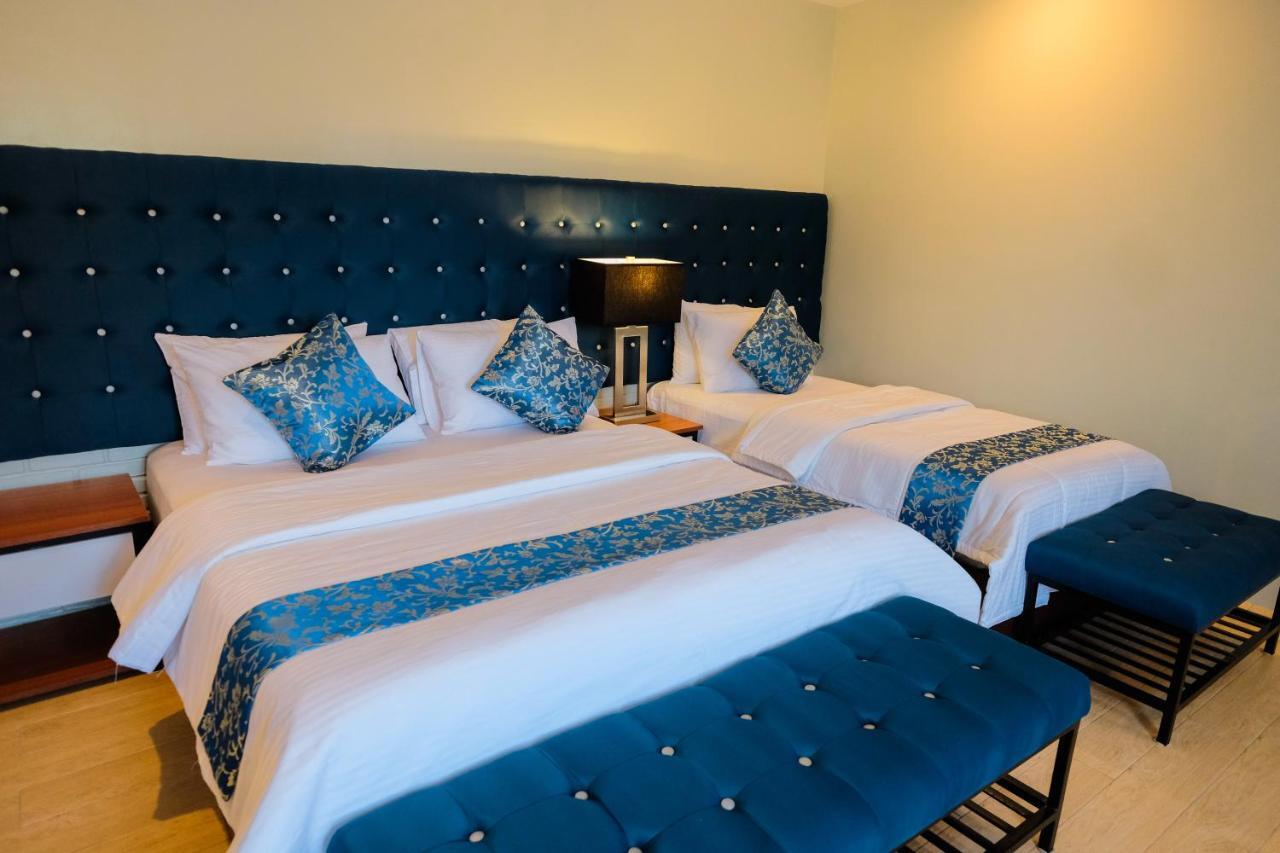 The Madeline Boutique Hotel & Suites Davao Exterior foto