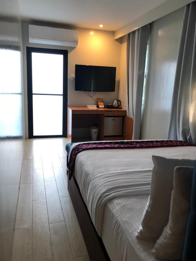 The Madeline Boutique Hotel & Suites Davao Exterior foto